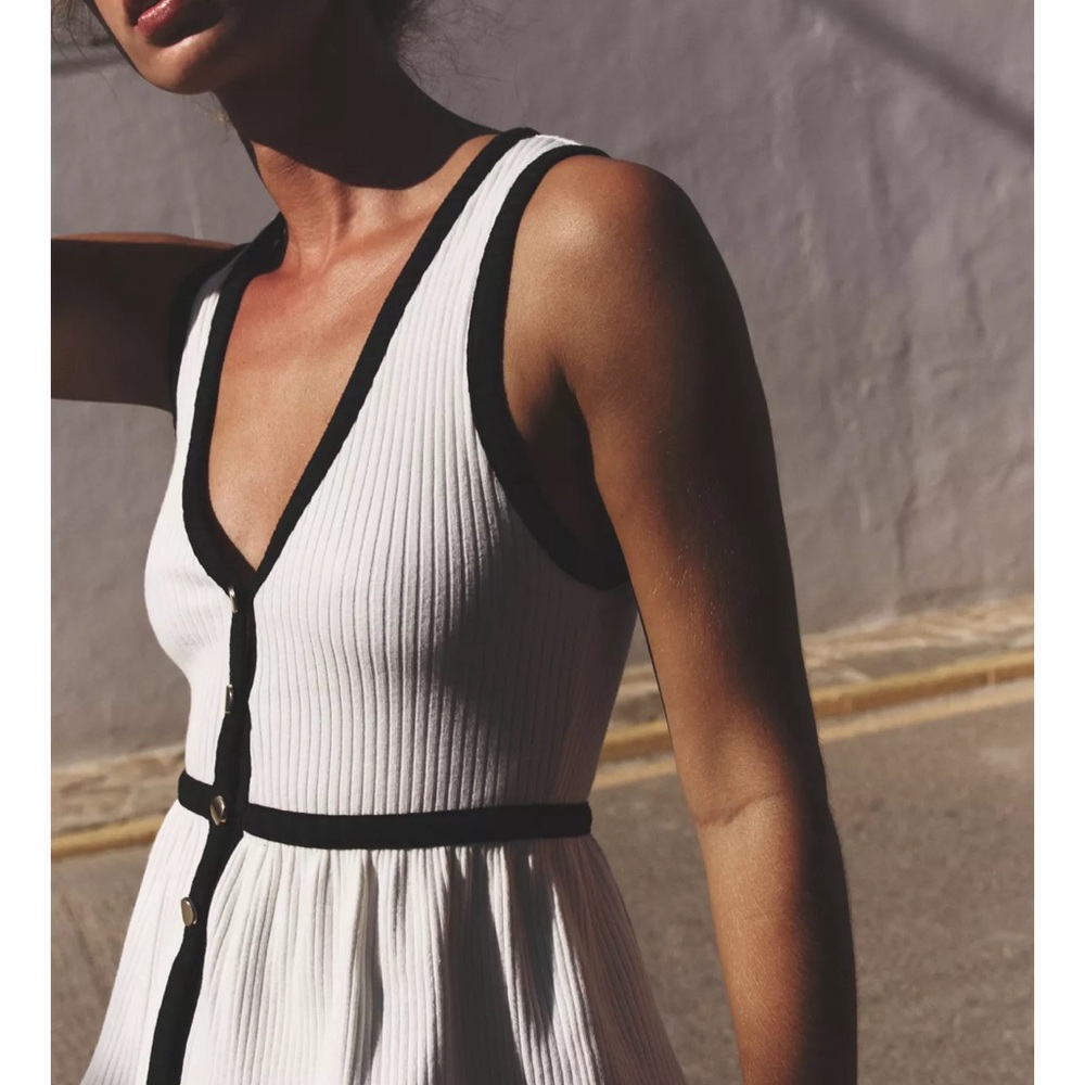 Zara Black and White Sleeveless Dress